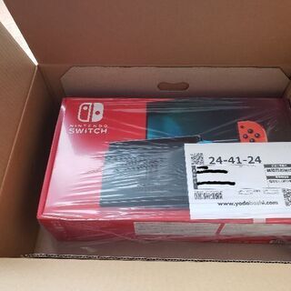 【新品未開封】任天堂　Switch 新型