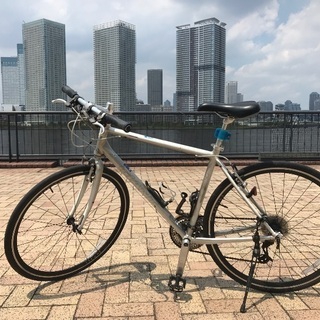 Giant Escape クロスバイク、自転車