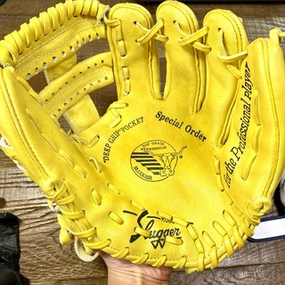 ほぼ新品 硬式用グローブ 1回のみ使用 スラッガーオーダーメイド