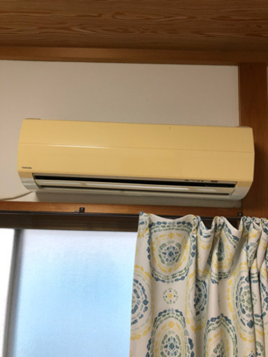 【お話中】東芝エアコン２　6畳用　取り外しできる方