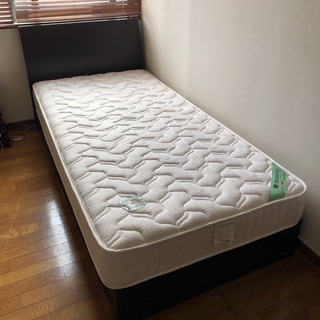 シングルベッド＋マットレスのセット