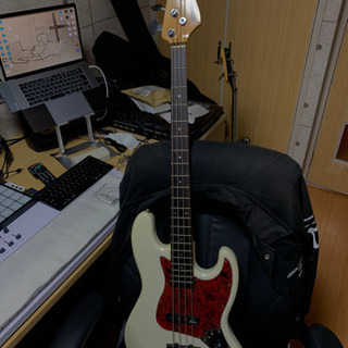 buskers エレキベース