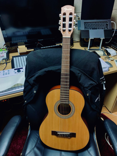 Fender クラシックギター