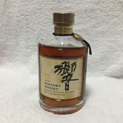 新品未開栓サントリーウイスキー 響 750ml　限定品ゴールドラベル　金キャップ