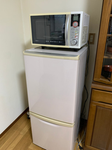 冷蔵庫と電子レンジセット