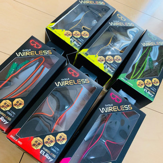 光るパーティーメガネの画像