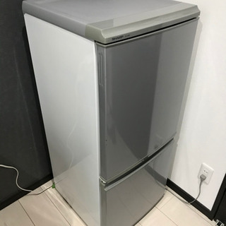 【衝撃0円】SHARP冷蔵庫お譲りしますの画像