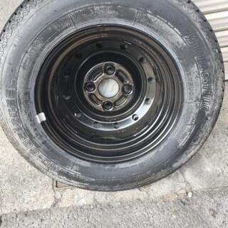 新品ですの画像