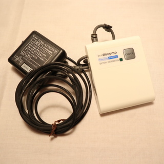 NTT DoCoMo ガラケー用 充電器
