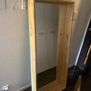 IKEAの姿見の画像