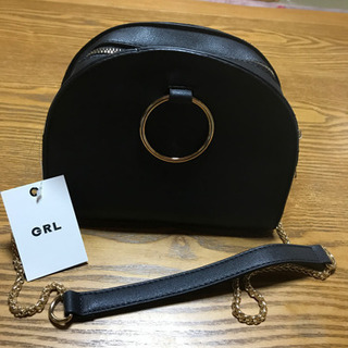 小ぶりのバッグ