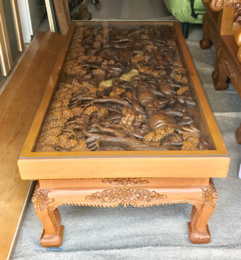 値下げしました❗️¥42,000➡️¥20,000木彫りの彫刻家具　タイ製　ローテーブル大