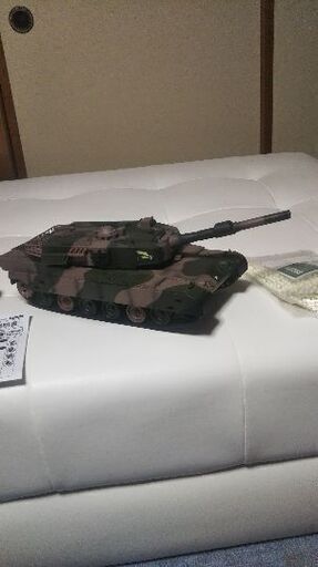 陸上自衛隊90式戦車、箱無し。誰かいませんか？