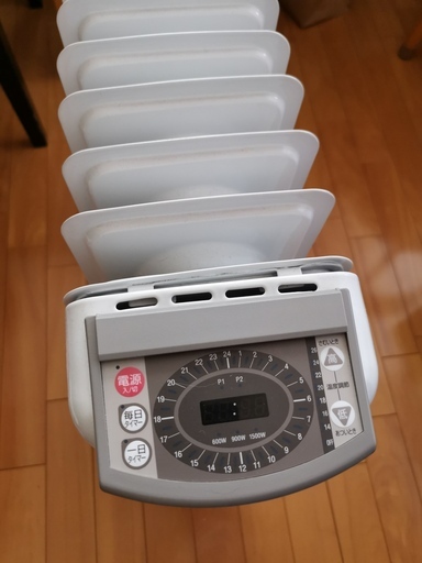 eureks製 オイルヒーター（FX11EH） 中古