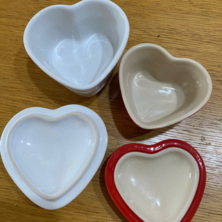 ルクルーゼ　ハート　ココット　小皿　2個の画像