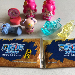 ワンピースステッカーとフィギュア