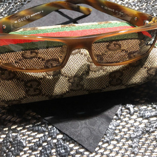 見逃し厳禁‼️GUCCI サングラス❣️&  GUCCI サングラスケース付属❗️の画像