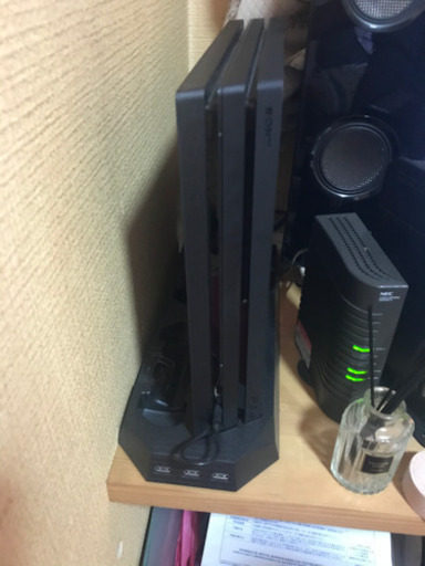 ps4pro-cuh-7000b-bo1
