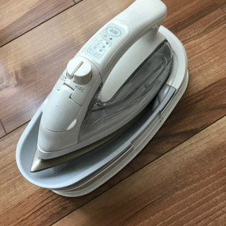 トップバリュー　アイロン