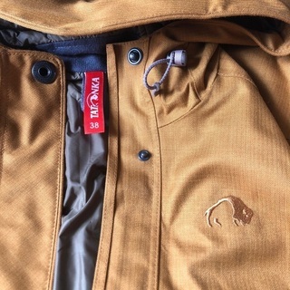 【MAMMUT】2in1 防水防風アウトドアジャケット　パンプキン・イェロー　ウィメンズの画像