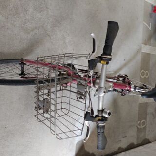 ジャイアンツ社　ESCAPE R3 ピンク+仏式空気入れの画像