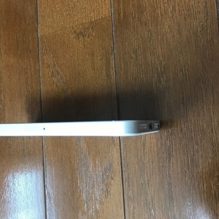 iphoneSE 32GB シルバー　SIMフリーの画像