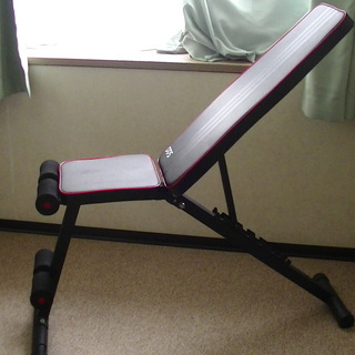 トレーニングベンチ2点他２点の画像