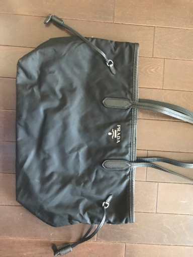 PRADA プラダ　鞄
