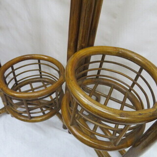 ソーシャルディスタンスにもおすすめ♪お部屋の間仕切りに♪ラタンフラワースタンドパーテーションです！の画像