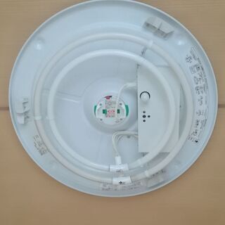 【予約済】ライト1　KOIZUMI蛍光灯　リモコン付きの画像