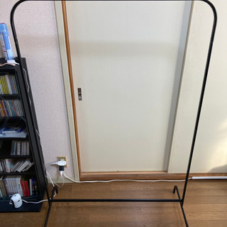 ハンガーラック H:153cm W:98cm D:46cm