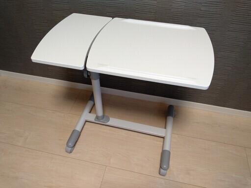 ノートパソコンデスク 100-DESK040 A3対応 角度＆高さ調節可能 マウス・コップ用サイド天板付