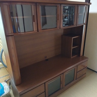 TVボードもらってください