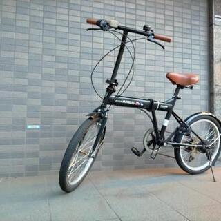 折りたたみ自転車の画像
