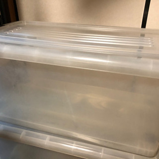 お話中　衣装ケース　　1つ