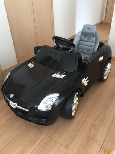 ラジコン操作可 電動乗用カー ベンツSLS-AMG【黒】QX7997A-BK