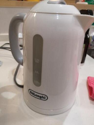 デロンギ De'Longhi 電気ケトル JKP240J