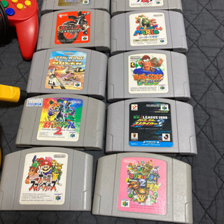 64本体+カセットx10+コントローラーx4