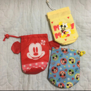 ❤️新品3点ペットボトル　ケース✋ミッキーミニー❤️の画像