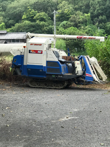 イセキ　コンバイン　16馬力　グレンタンク