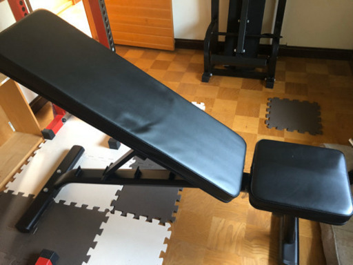 ベンチプレス　筋トレ　インクラインベンチ