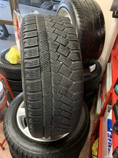 H19年式ボルボV70に使用していたスタットレスタイヤを安価でお譲りします