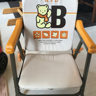 アンパンマン号(手押し車)とベビーチェアのセットの画像