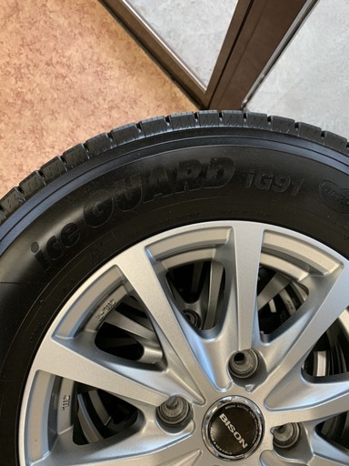 NV200で使用していたスタットレスタイヤを安価でお譲りします