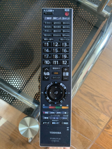 東芝　TOSHIBA REGZAレグザ　42インチと32インチ