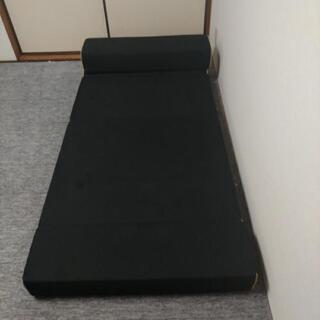 2人用ローソファーベッドの画像