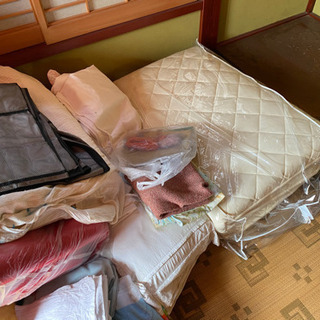 布団、毛布等無料で差し上げます！の画像