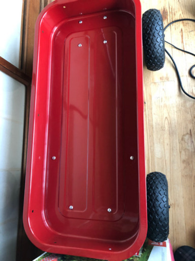 ラジオフライヤー　Radio Flyer 