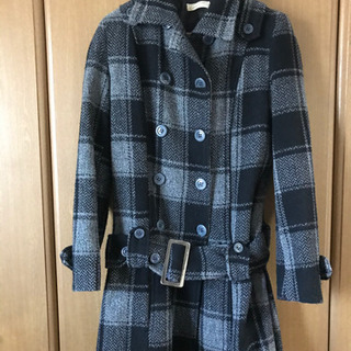 チェックのコートの画像