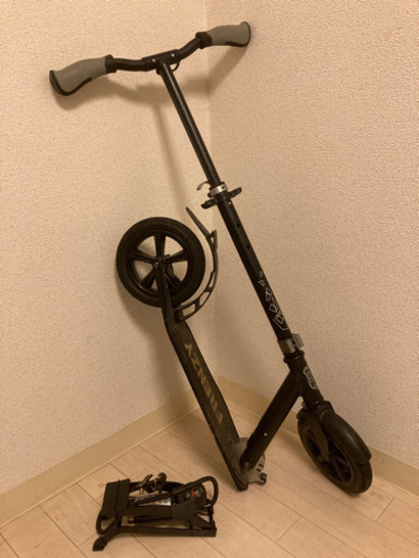 キックボード　キックスケーター　空気入れ付き